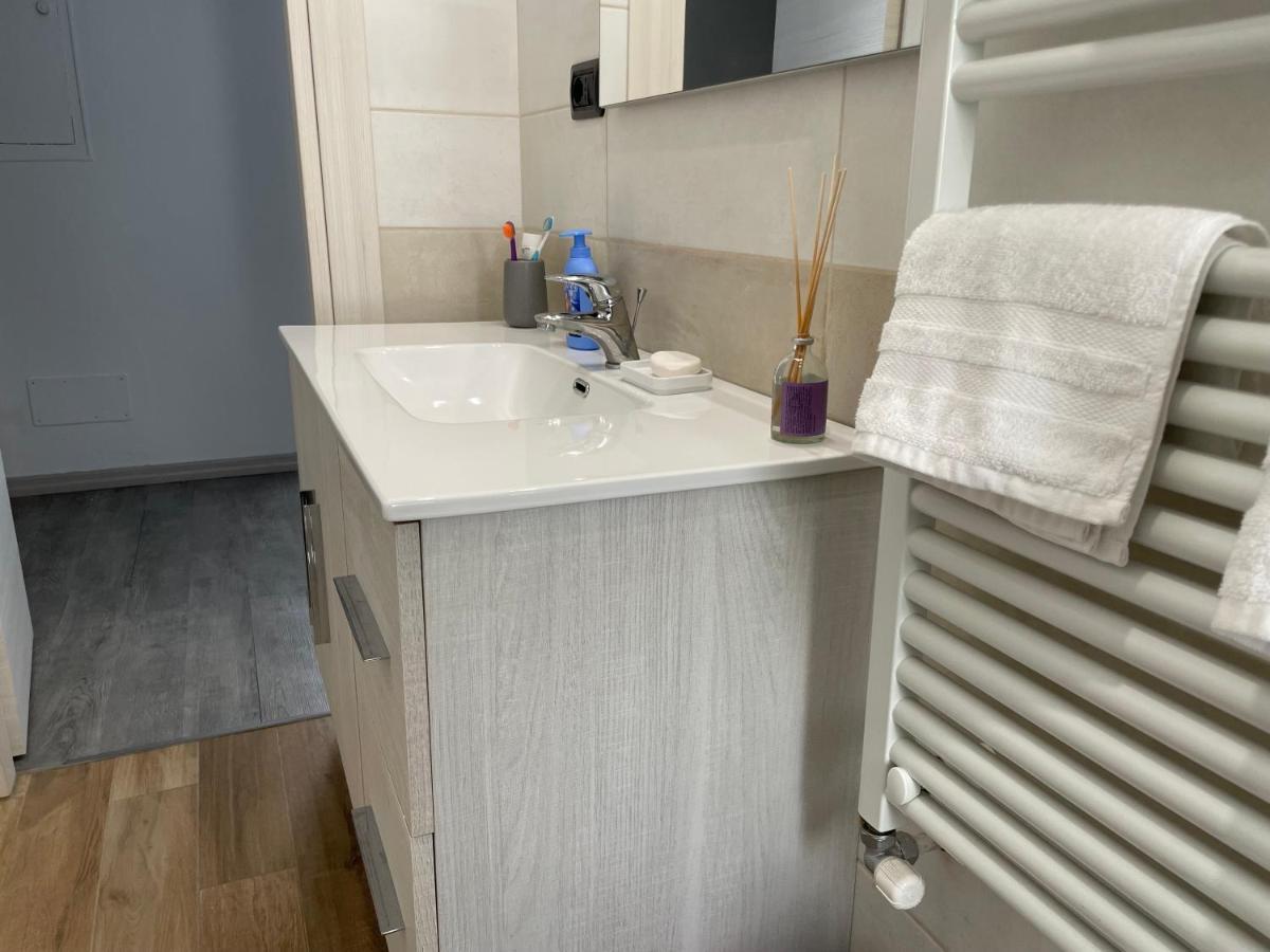 Comfy Turin Apartment Bagian luar foto
